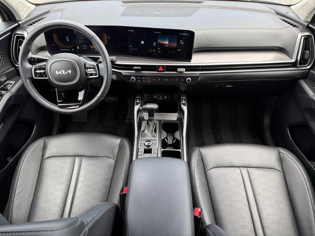 Used 2025 Kia Sorento S w/ Panoramic Sunroof Package AWD/4WD image 13