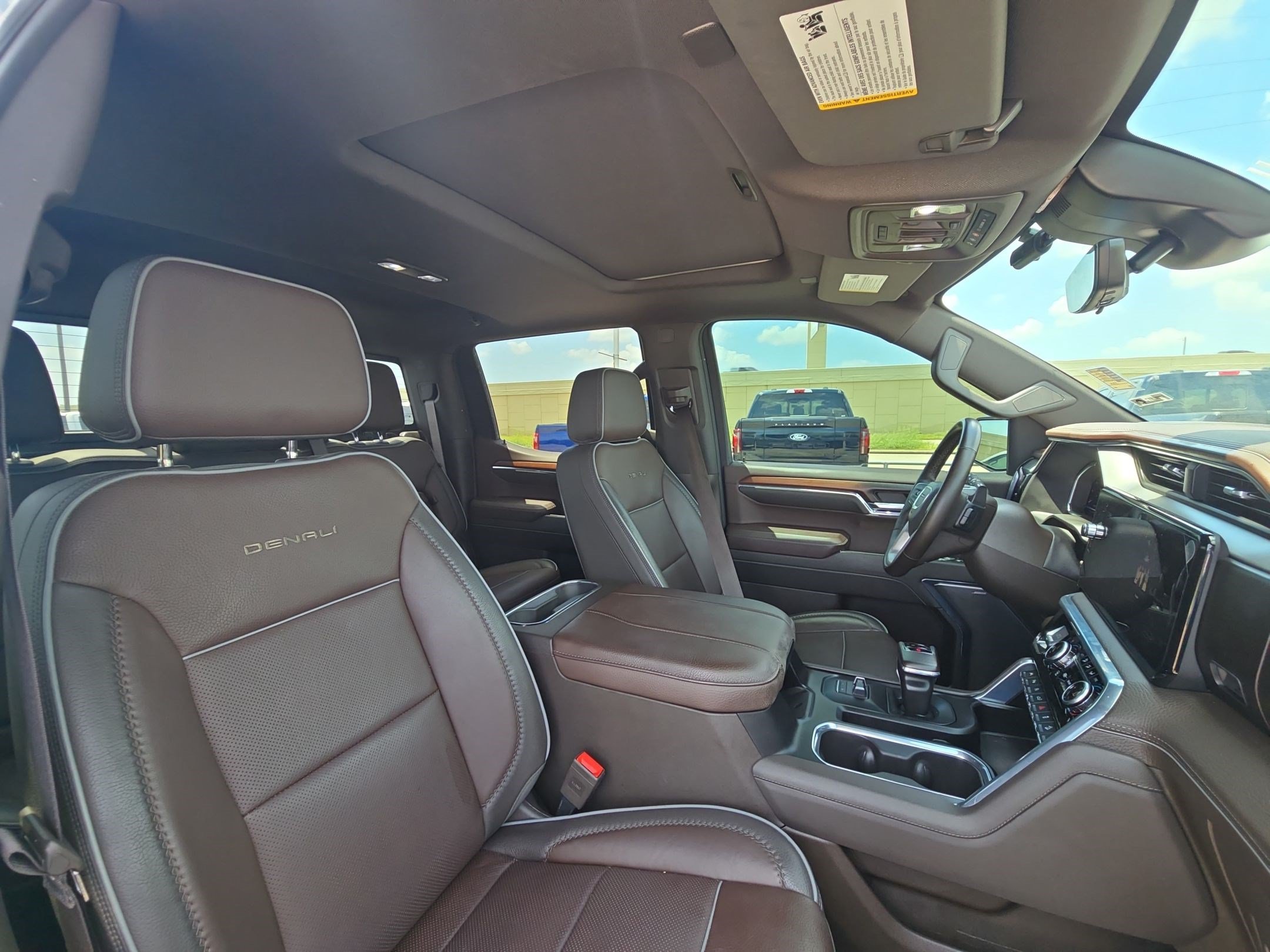 Used 2024 GMC Sierra 1500 Denali w/ Denali Reserve Package AWD/4WD image 31