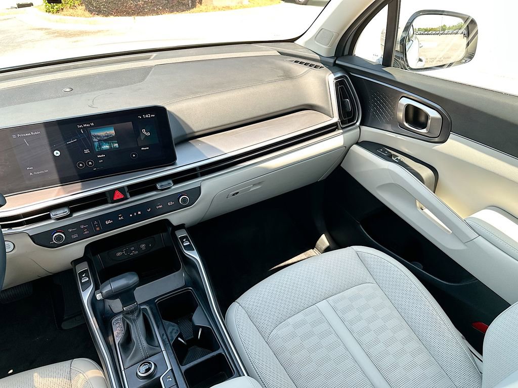 Used 2024 Kia Sorento S FWD image 20