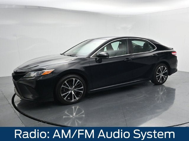 Used 2020 Toyota Camry SE FWD image 5