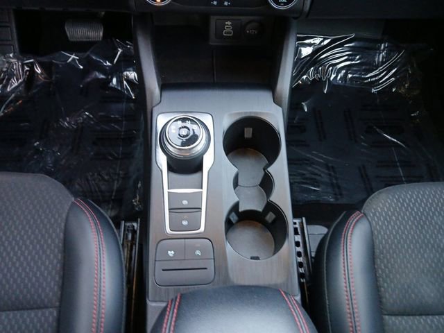 Certified 2025 Ford Escape ST-Line image 9