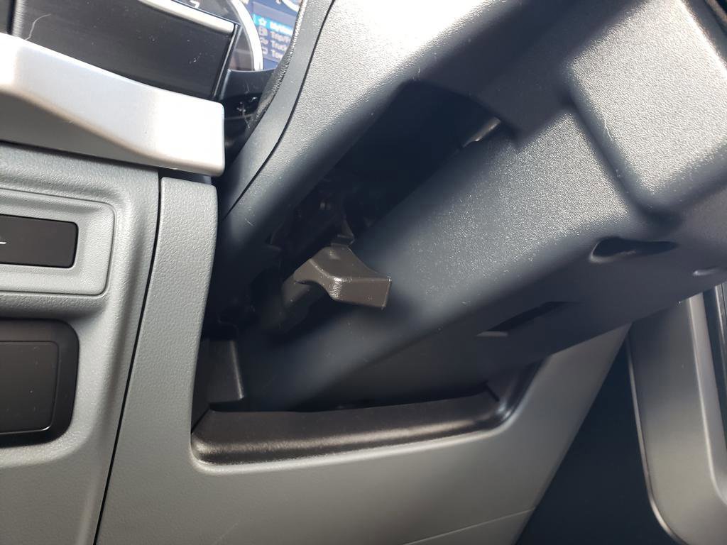 Certified 2022 Ford F150 XLT w/ Equipment Group 302A High image 25