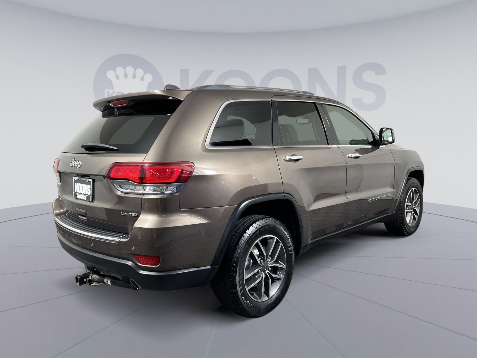 Used 2020 Jeep Grand Cherokee Limited w/ Premium Lighting Group AWD/4WD image 11