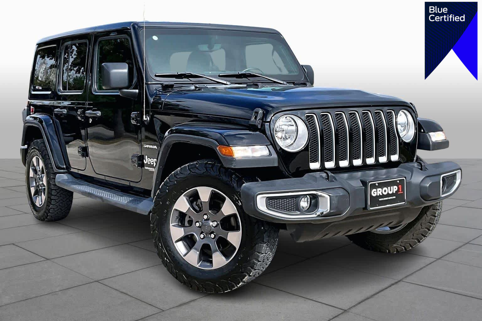 Used 2018 Jeep Wrangler Unlimited Sahara w/ Dual Top Group image 1