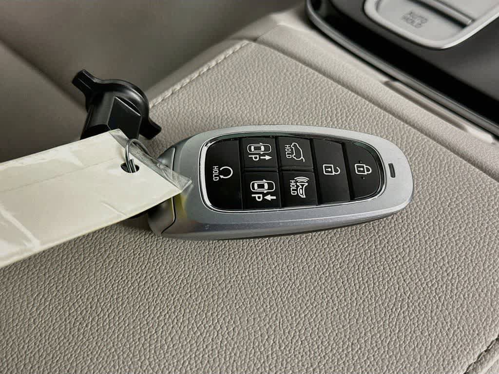 Used 2024 Hyundai Tucson Limited FWD image 22