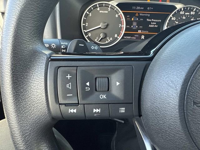 Used 2023 Nissan Rogue SV image 28