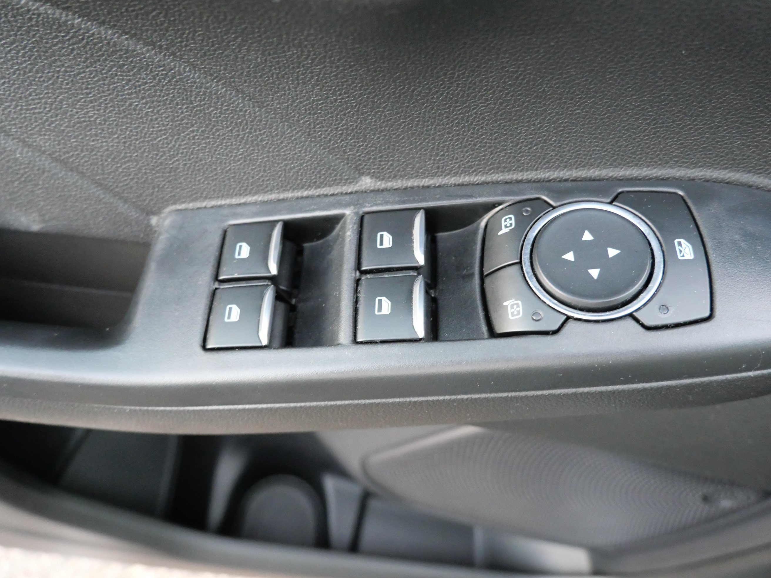 Certified 2018 Ford Escape S FWD image 20
