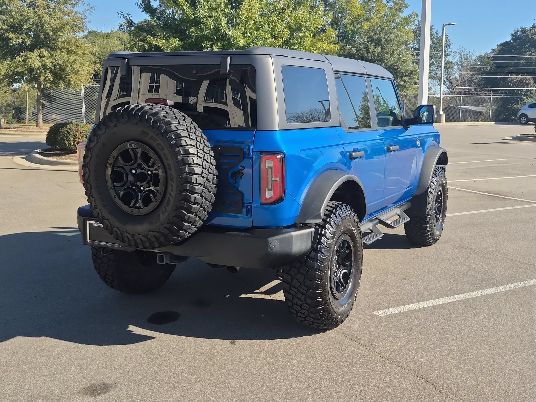 Certified 2023 Ford Bronco Wildtrak AWD/4WD image 4