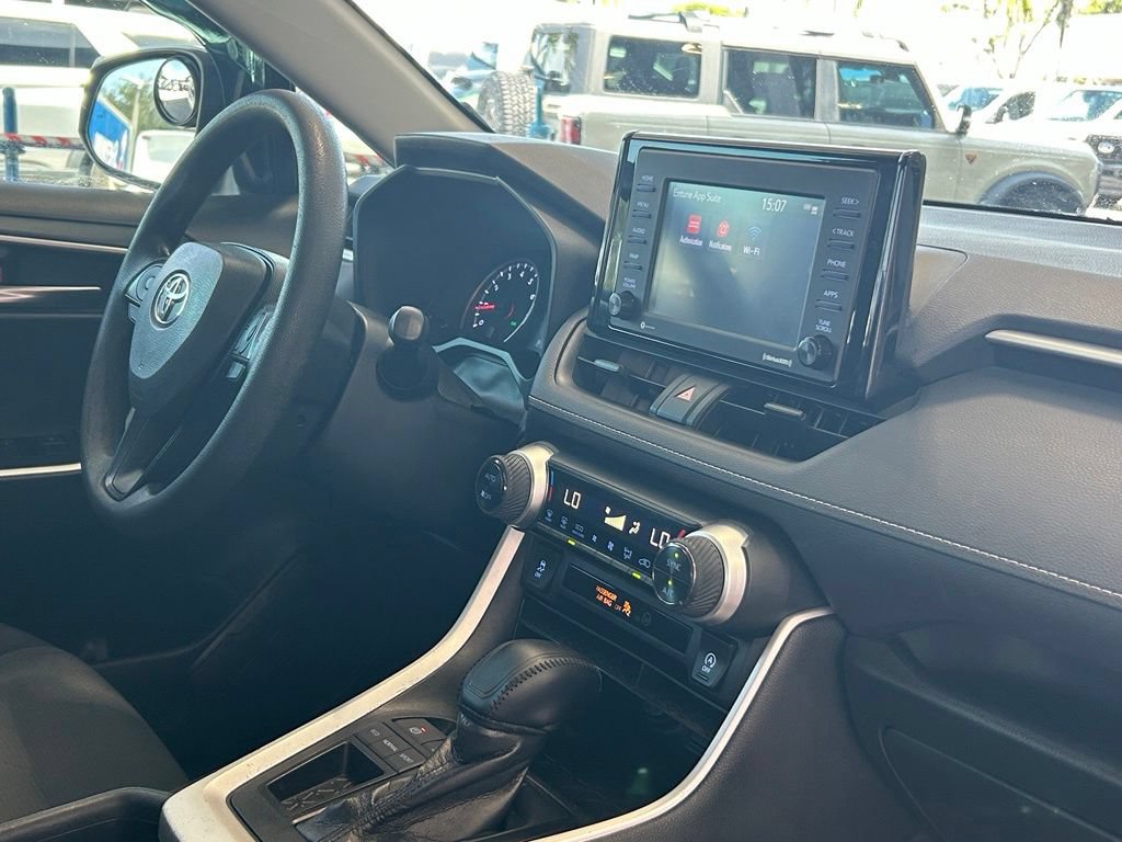 Used 2020 Toyota RAV4 XLE FWD image 27