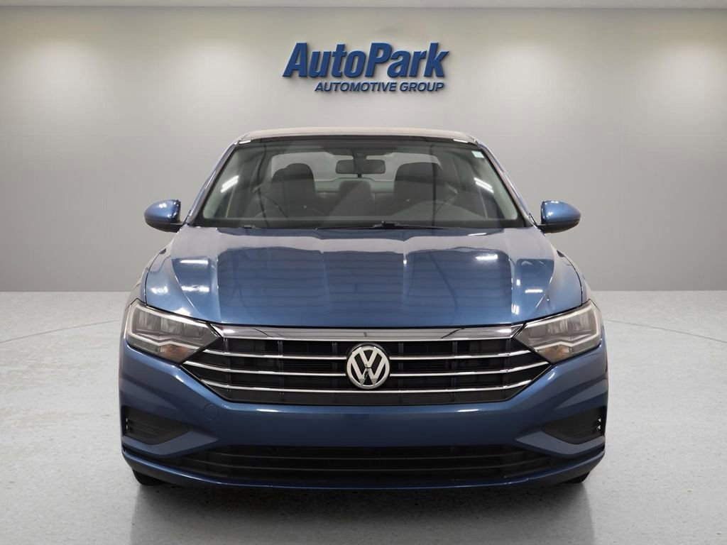 Used 2020 Volkswagen Jetta SE image 9