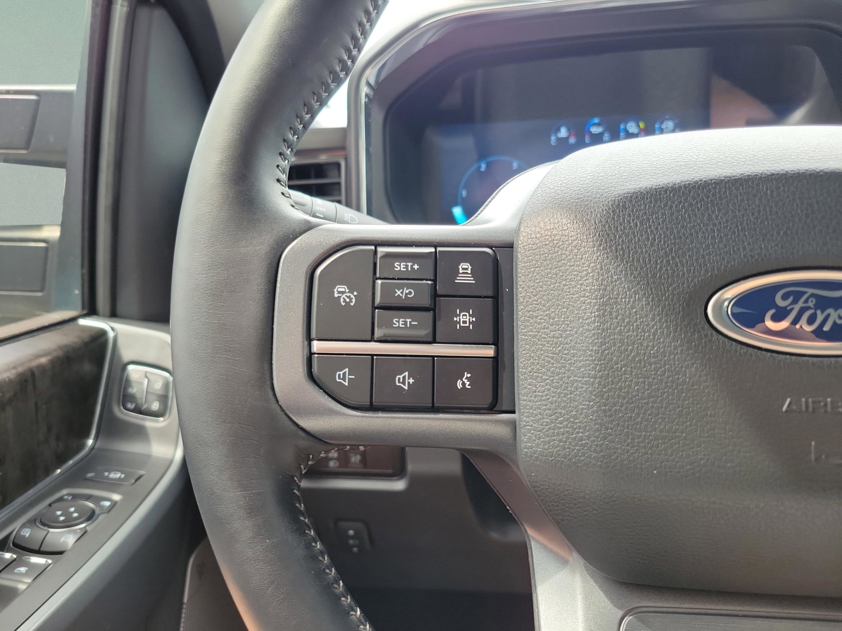 Certified 2024 Ford F250 Lariat w/ Lariat Ultimate Package AWD/4WD image 21