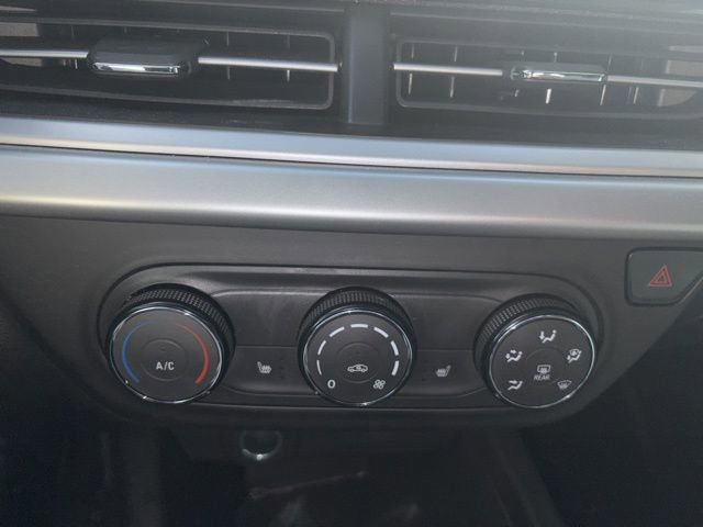 Used 2024 Chevrolet Trax LS w/ LS Convenience Package image 27