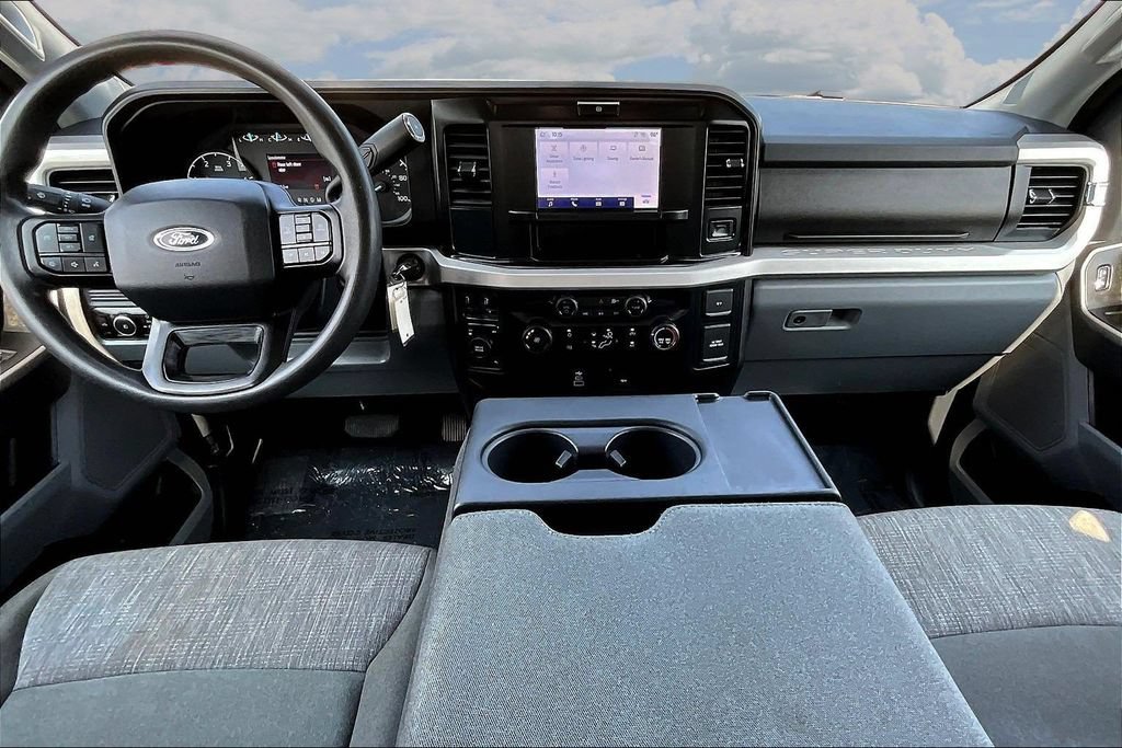 Certified 2025 Ford F250 XLT AWD/4WD image 10