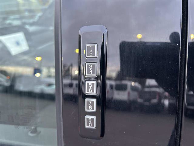 Certified 2022 Ford F150 XLT w/ Equipment Group 302A High image 11