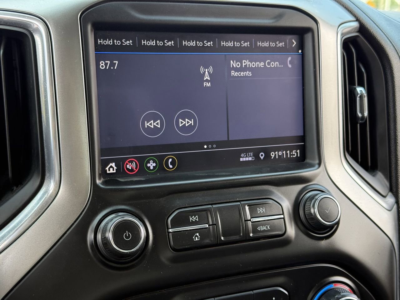 Used 2020 Chevrolet Silverado 1500 LT w/ All-Star Edition AWD/4WD image 18
