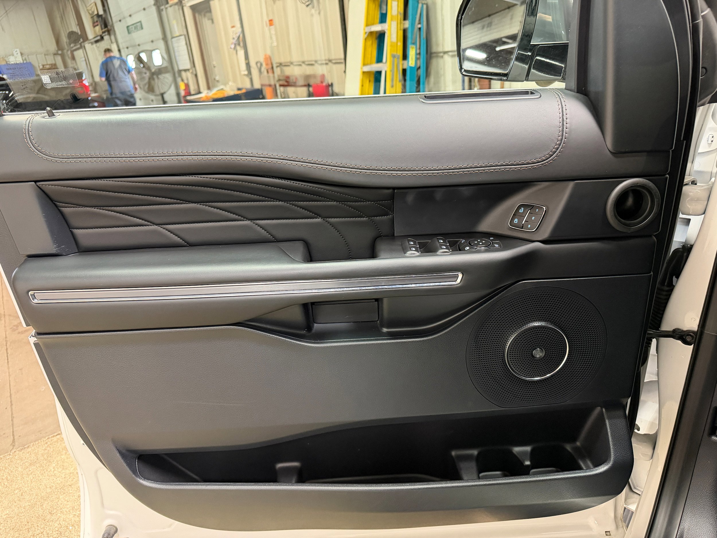 Certified 2021 Ford Expedition Max Platinum AWD/4WD image 14