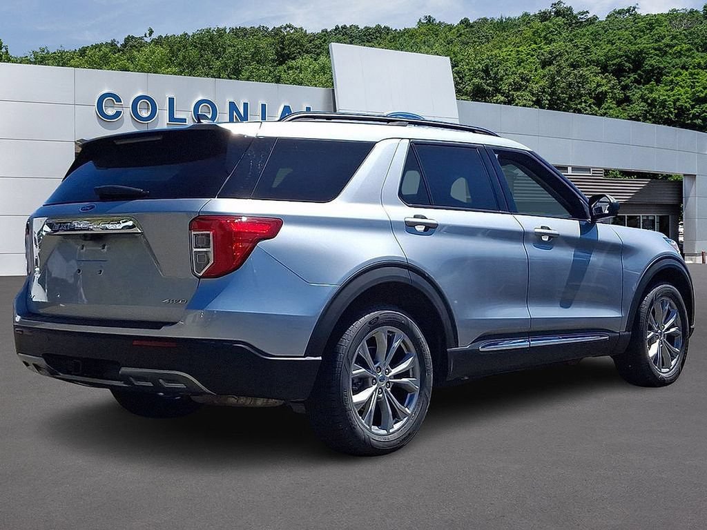 Certified 2023 Ford Explorer XLT w/ Equipment Group 202A AWD/4WD image 6