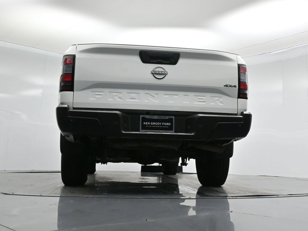 Used 2022 Nissan Frontier S w/ Technology Package image 44