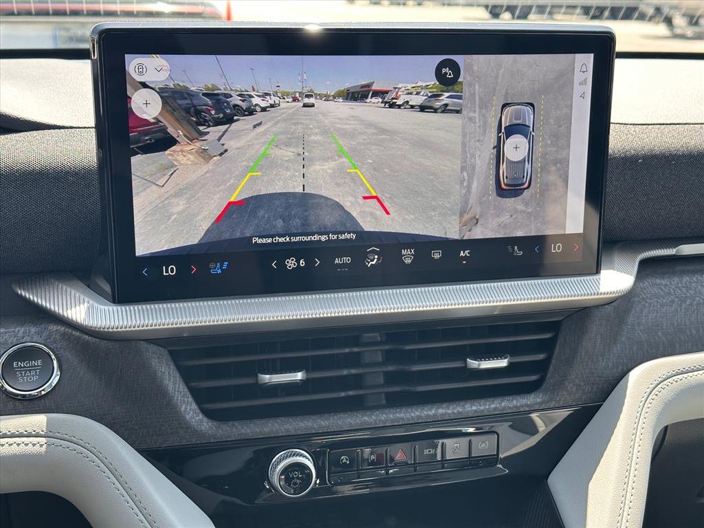 Certified 2025 Ford Explorer Platinum w/ Ultimate Package image 25