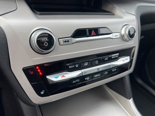 Certified 2023 Ford Explorer XLT w/ Equipment Group 202A image 15