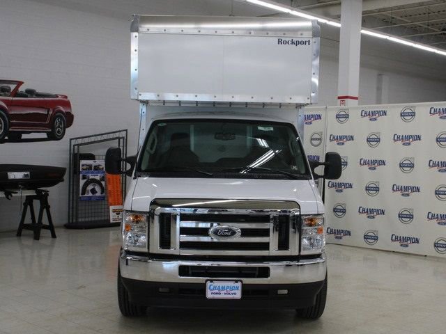 Certified 2024 Ford E-350 and Econoline 350 Super Duty w/ Power Windows & Locks Group image 8