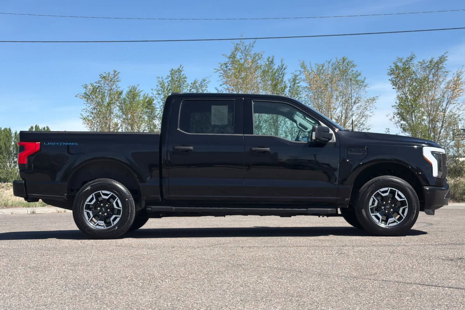 Certified 2023 Ford F150 Lightning XLT AWD/4WD image 8
