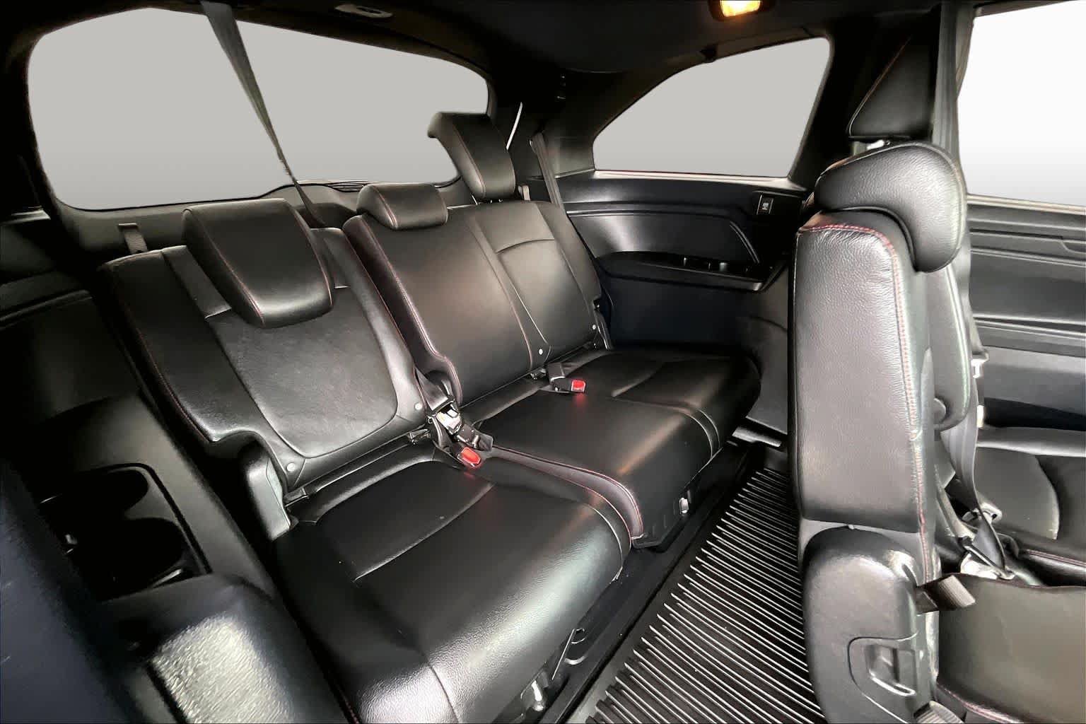 Used 2024 Honda Odyssey Sport image 18