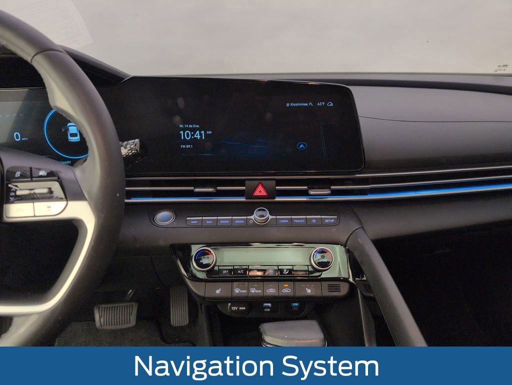 Used 2024 Hyundai Elantra Limited image 22