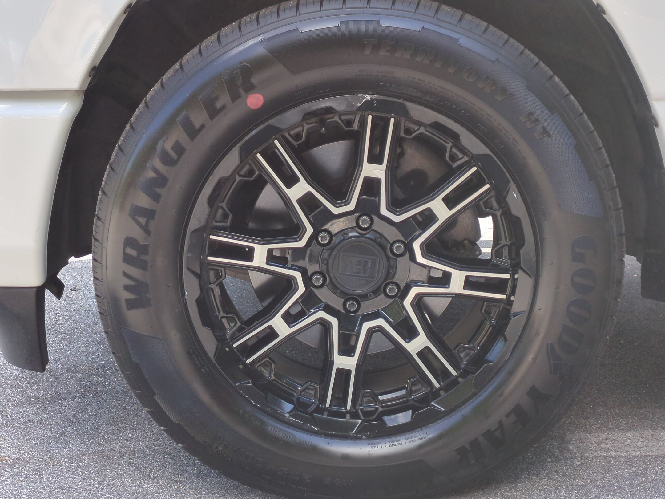 Used 2020 RAM 1500 Big Horn RWD image 9