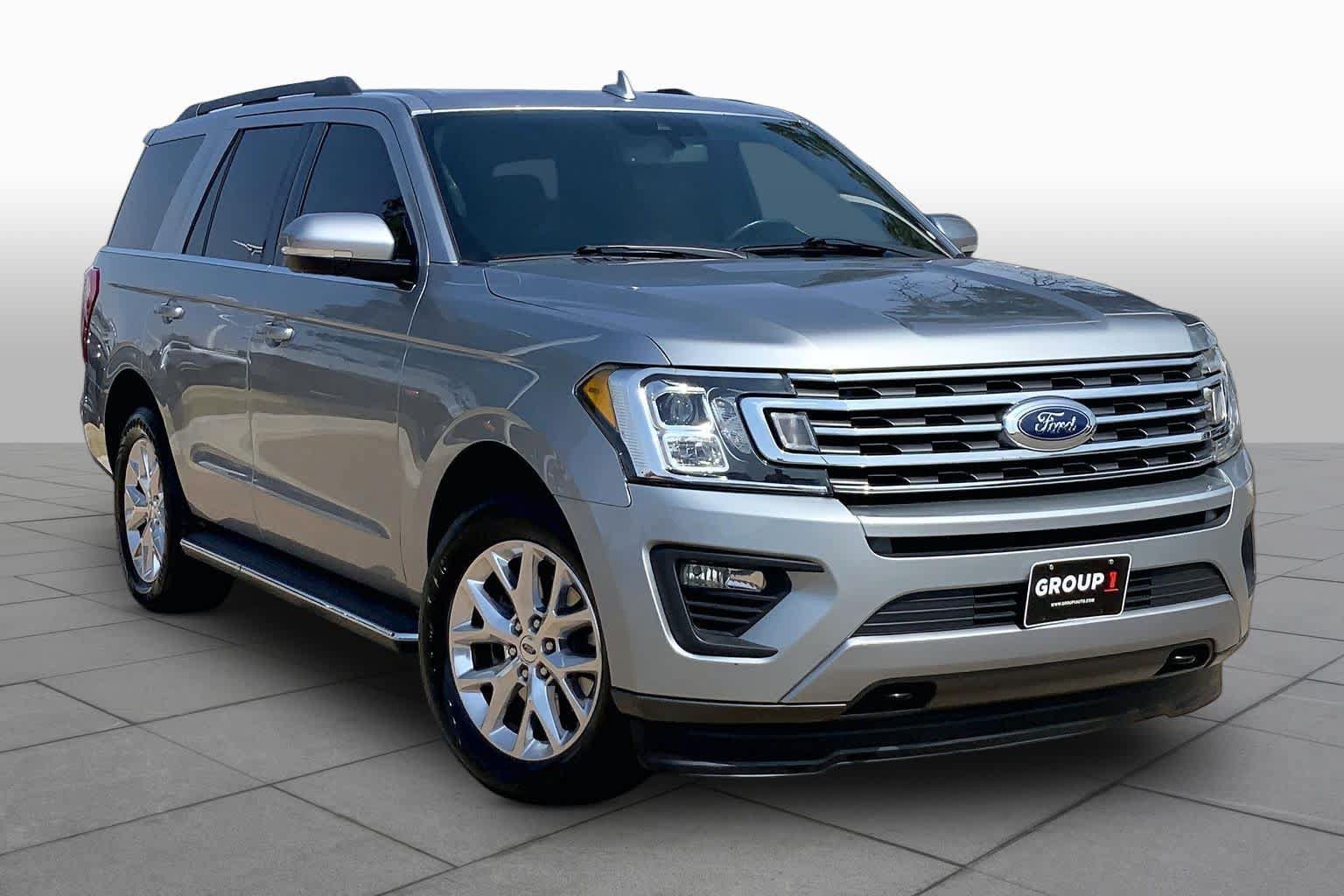 Certified 2020 Ford Expedition XLT w/ Equipment Group 202A AWD/4WD image 3