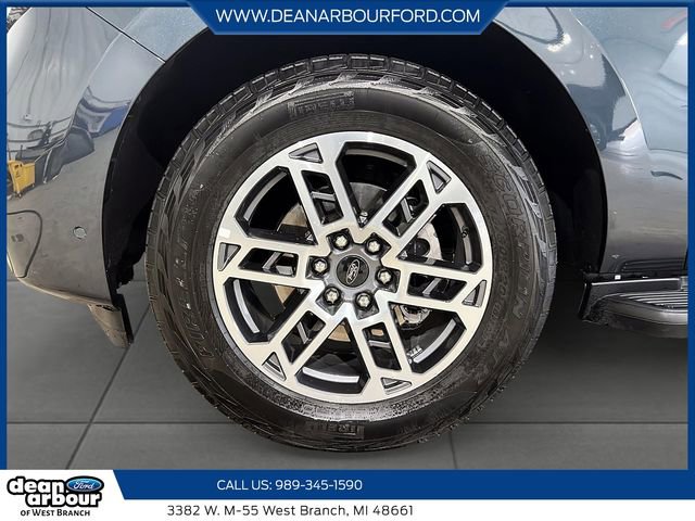 Certified 2025 Ford Expedition Active AWD/4WD image 7