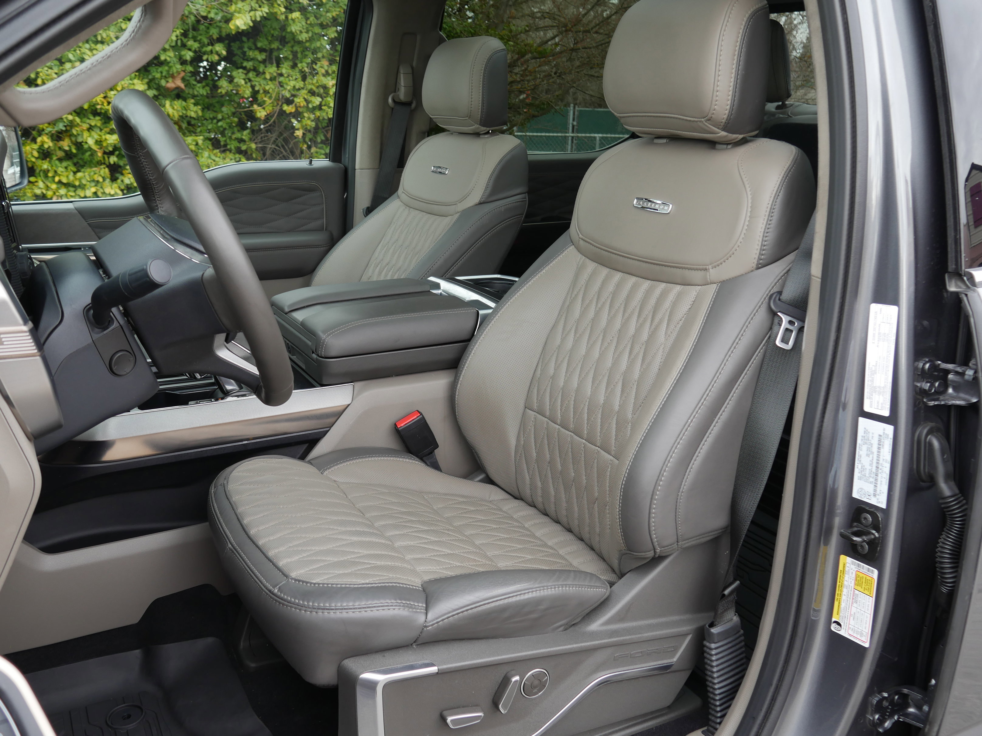 Certified 2025 Ford F150 Platinum w/ Equipment Group 703A Plus image 38