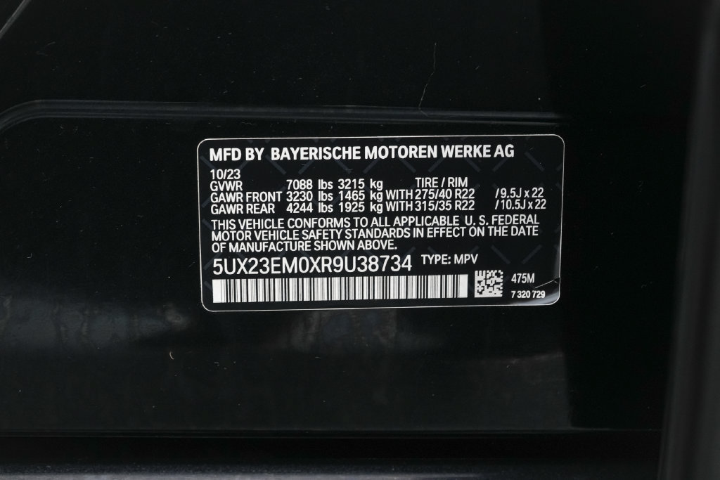 Used 2024 BMW X7 xDrive40i w/ M Sport Package AWD/4WD image 46