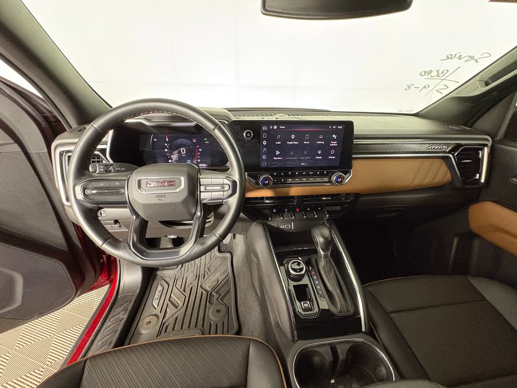 Used 2023 GMC Canyon AT4 w/ AT4 Premium Package AWD/4WD image 7