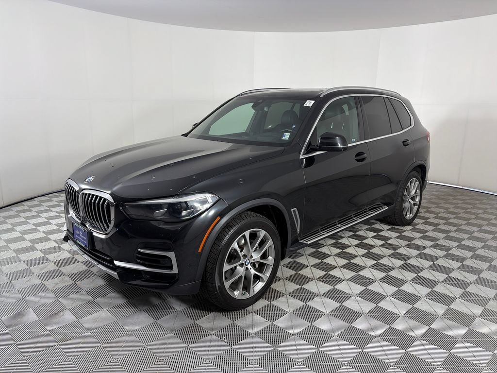 Used 2023 BMW X5 xDrive40i AWD/4WD image 3