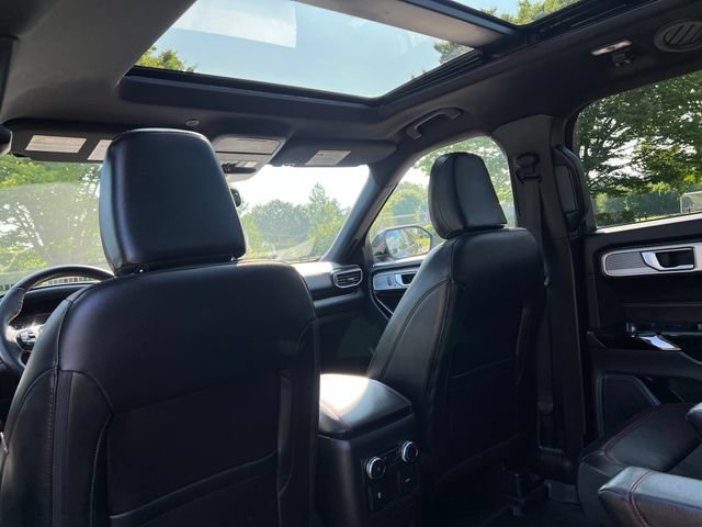 Certified 2022 Ford Explorer ST-Line w/ Class IV Trailer Tow Package AWD/4WD image 27