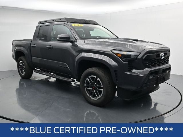 Used 2024 Toyota Tacoma TRD Sport w/ TRD Sport Upgrade Package AWD/4WD image 2