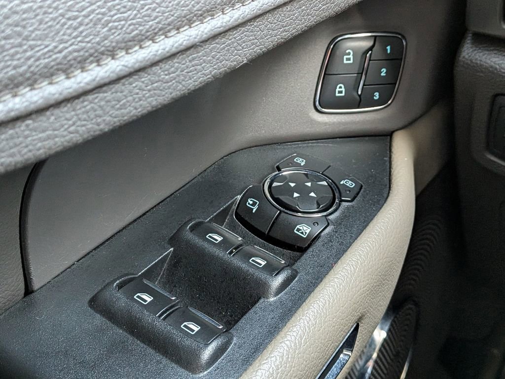 Certified 2021 Ford Expedition XLT image 26