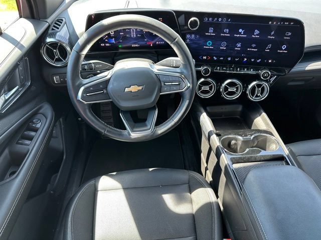Used 2024 Chevrolet Blazer EV LT AWD/4WD image 17