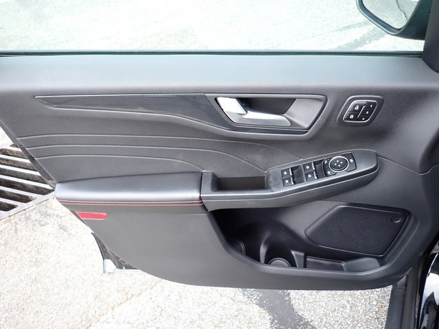 Certified 2023 Ford Escape ST-Line Elite AWD/4WD image 22