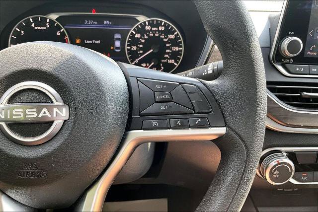 Used 2024 Nissan Altima 2.5 SV FWD image 18