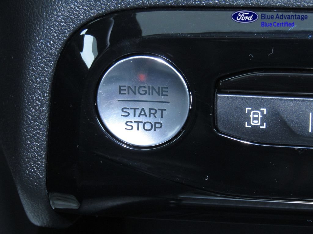 Certified 2023 Ford Escape ST-Line Elite AWD/4WD image 33