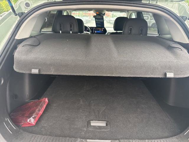 Used 2025 Chevrolet Trax ACTIV w/ Sunroof Package FWD image 27