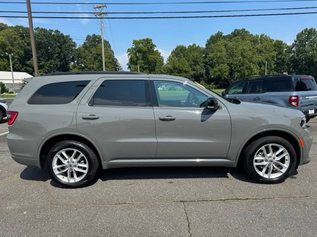 Used 2024 Dodge Durango GT AWD/4WD image 11