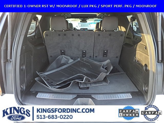 Used 2023 Chevrolet Suburban RST w/ Sport Performance Package image 26