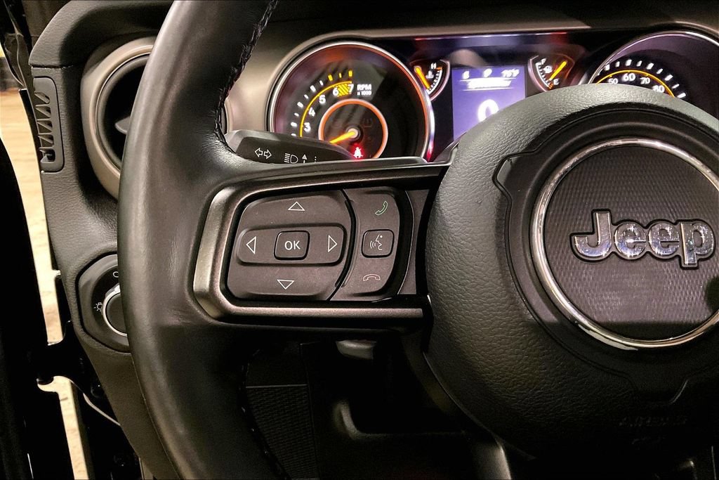Used 2020 Jeep Wrangler Sport AWD/4WD image 17