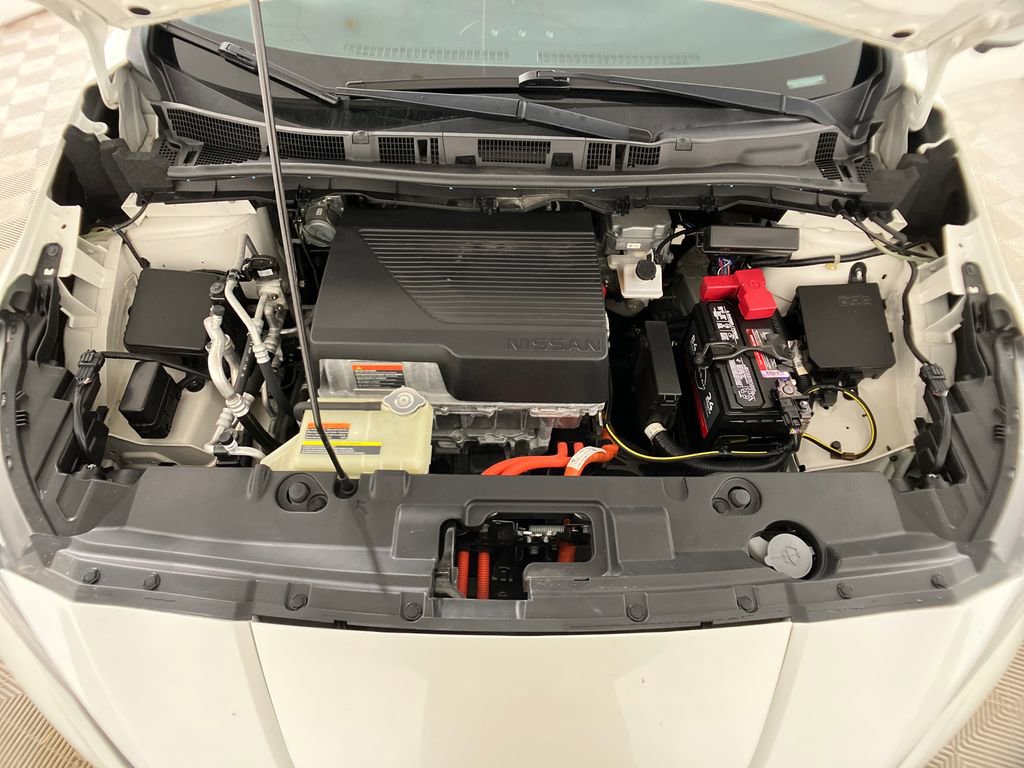 Used 2021 Nissan Leaf SV w/ SV Technology Package image 32