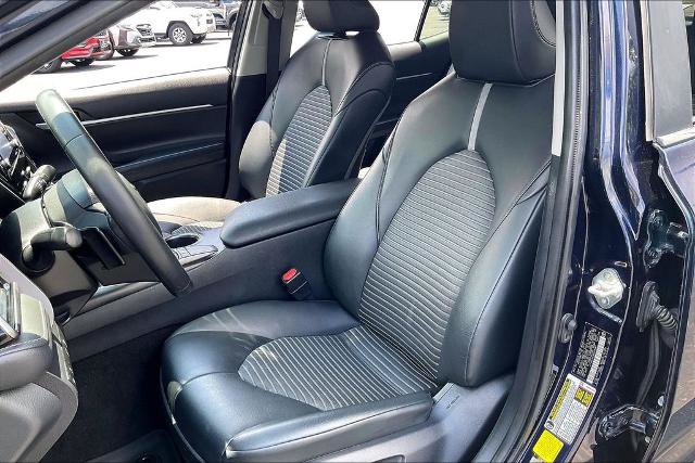 Used 2022 Toyota Camry SE FWD image 24