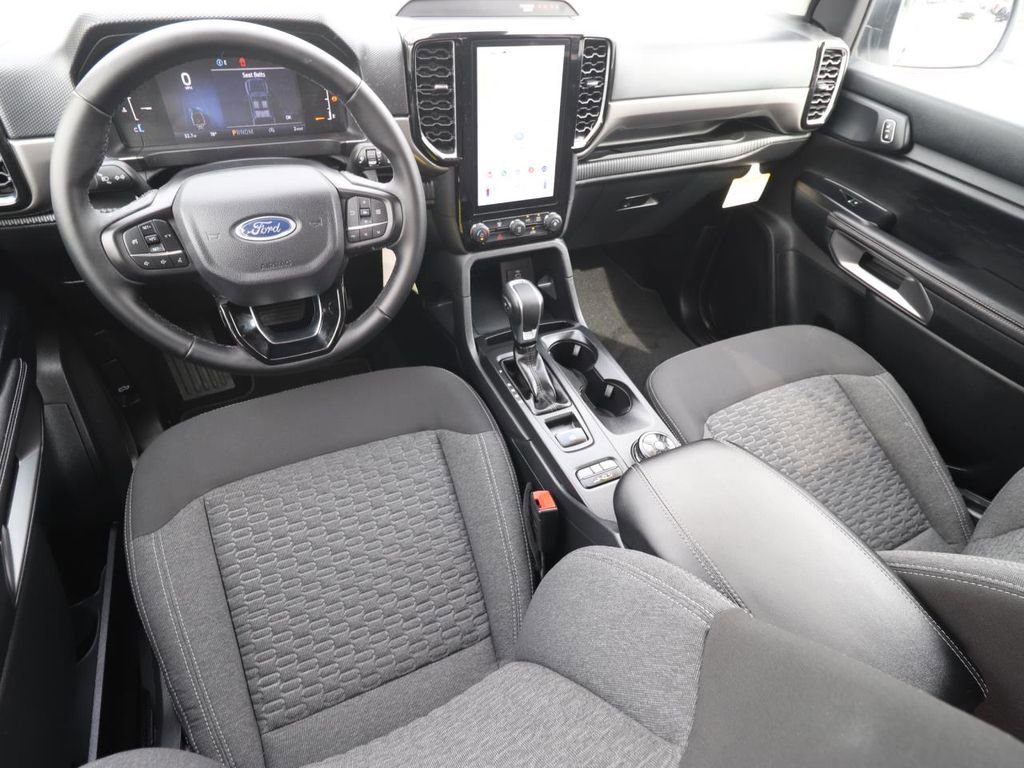 Certified 2025 Ford Ranger XLT w/ FX4 Off-Road Package image 11