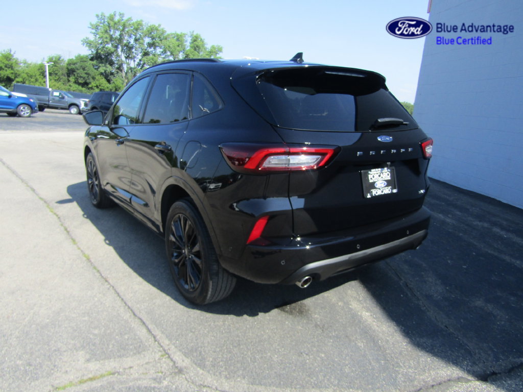 Certified 2024 Ford Escape ST-Line Elite w/ Premium Technology Package AWD/4WD image 4